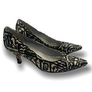 BELLA VITA DEFINE POINTY SNAKESKIN PUMP SIZE 6